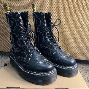 Dr. Martens Jadon Gothic Americana Platform Boots